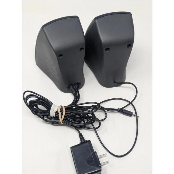 Logitech Z130 PC Speakers Full Sound Strong Bass 3.5mm Input + Power Supply Cord - Picture 2 of 3